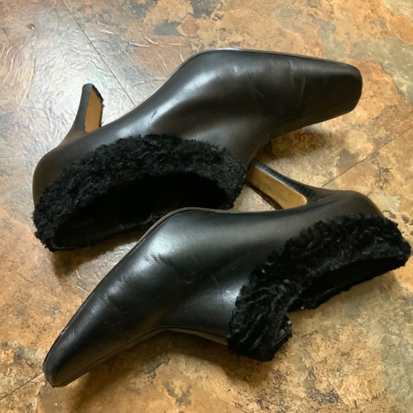ENZO ANGIOLINI FUR TRIM ANKLE BLACK LEATHER BOOTS - Picture 4 of 7